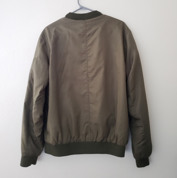 🦋UNISEX Reversible Army Green Light Bomber Jacket - Picture 4 of 4